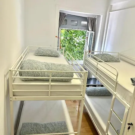 Samps Hostel
