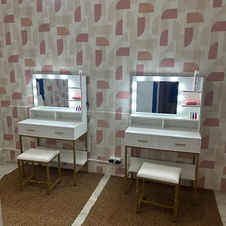 Samps אכסניה *